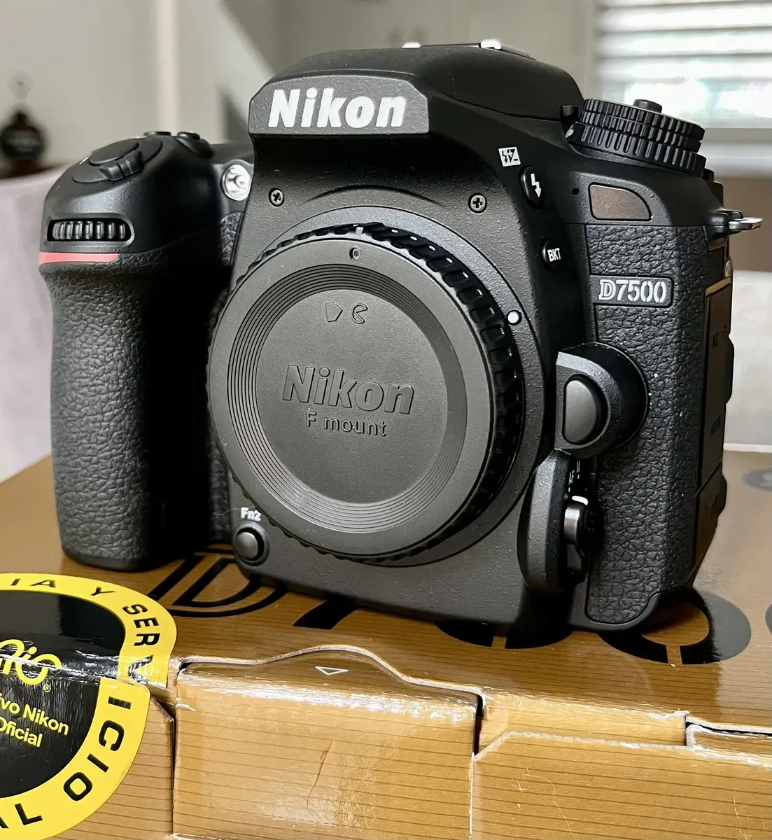 Nikon D7500